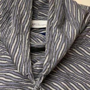 Awesome tunic in three gray hues.  Wear with leggings .